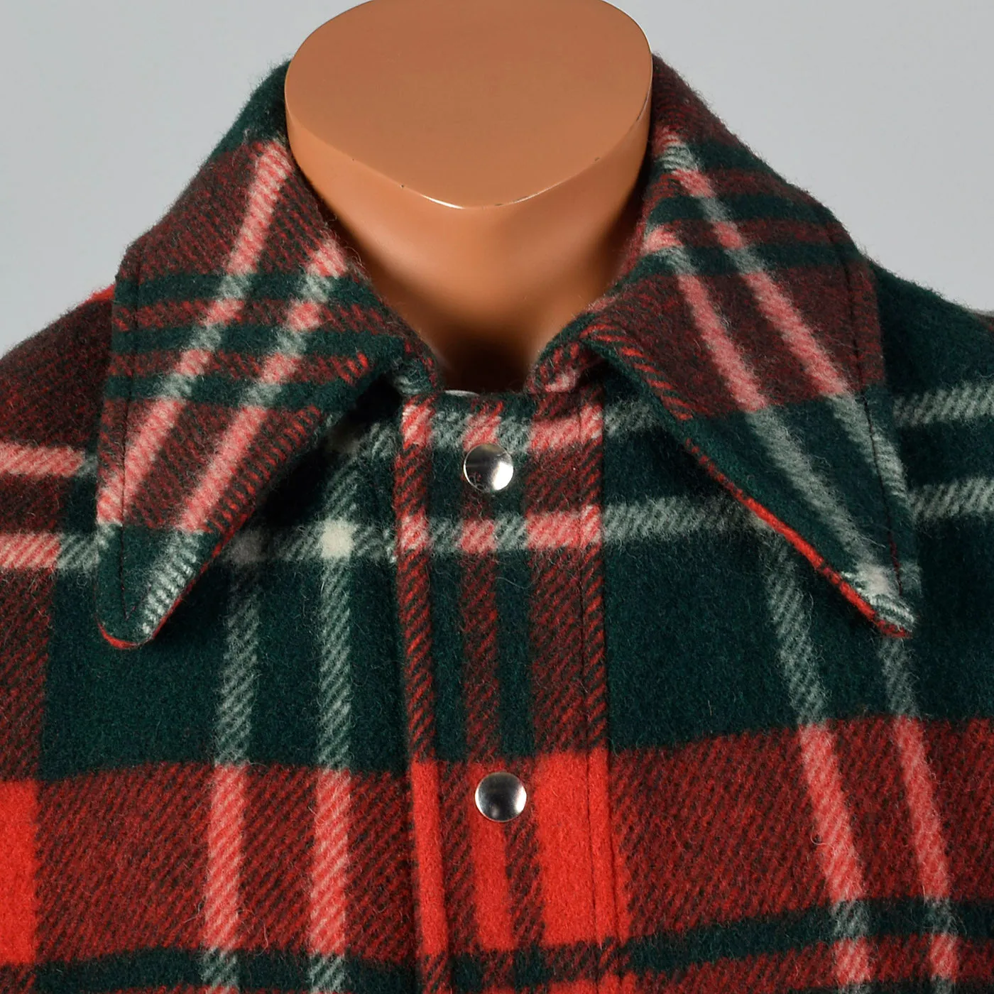 1970s Mens Wool Coat in Red and Green Plaid