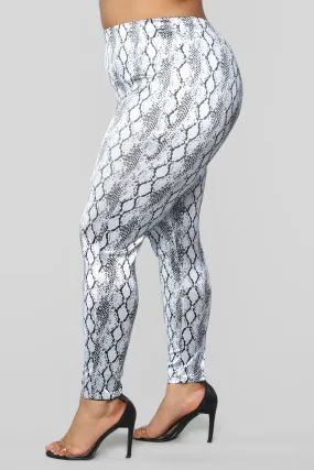 All I Want Leggings - Silver