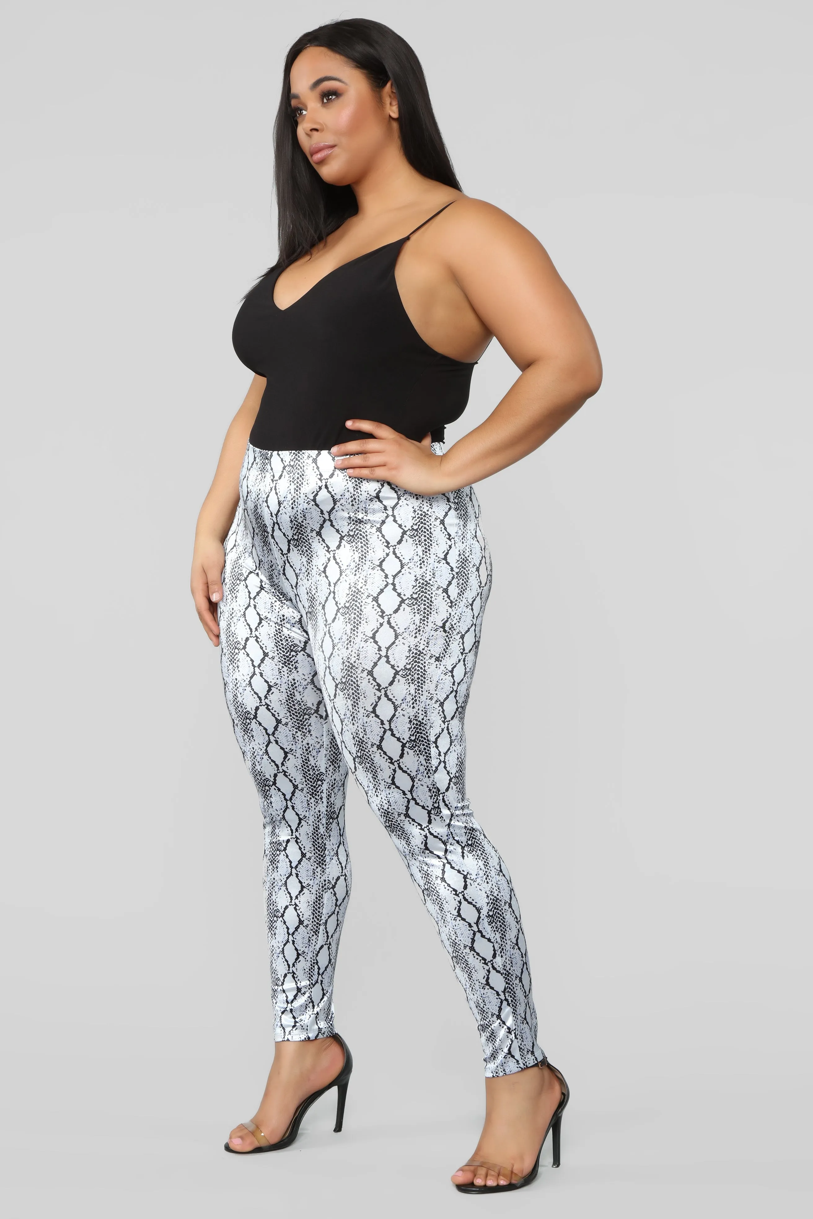 All I Want Leggings - Silver