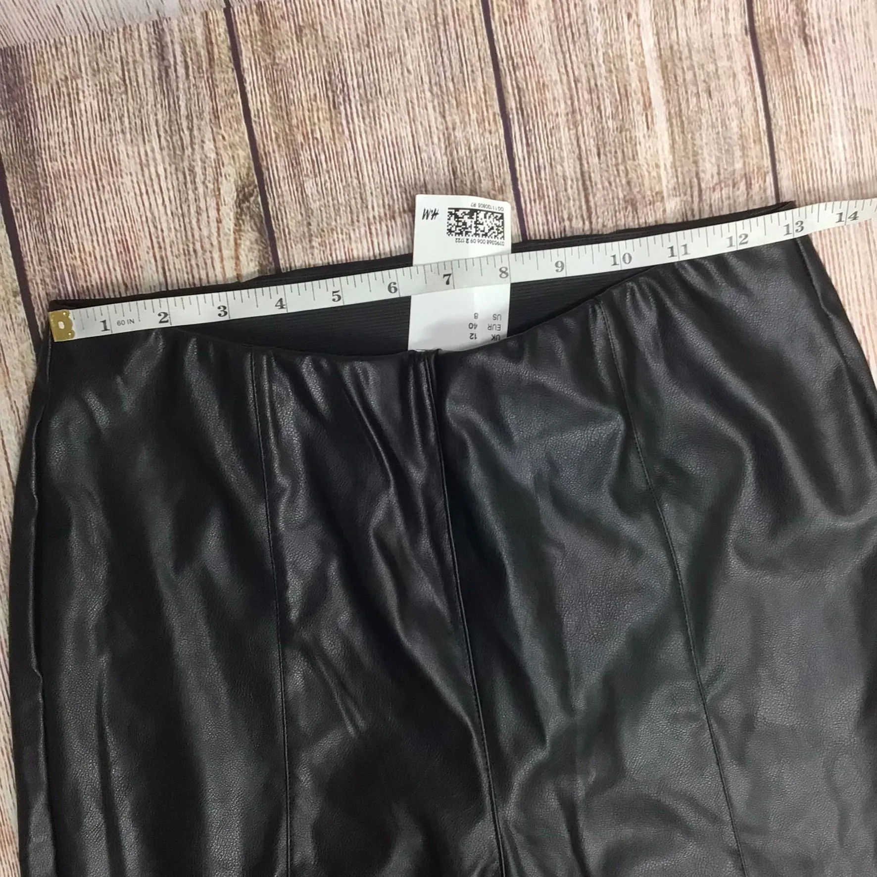 BNWT H&M Black Pleather Trousers/Leggings Size 12