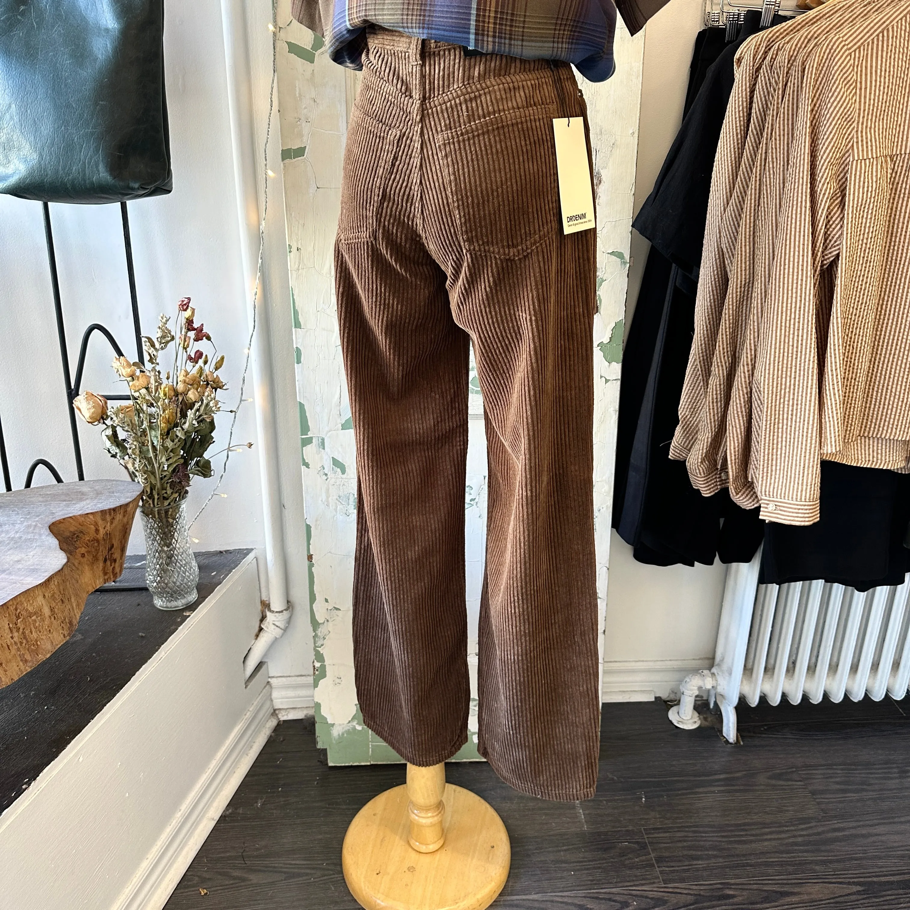 Dr. Denim // Donna Cords Brown