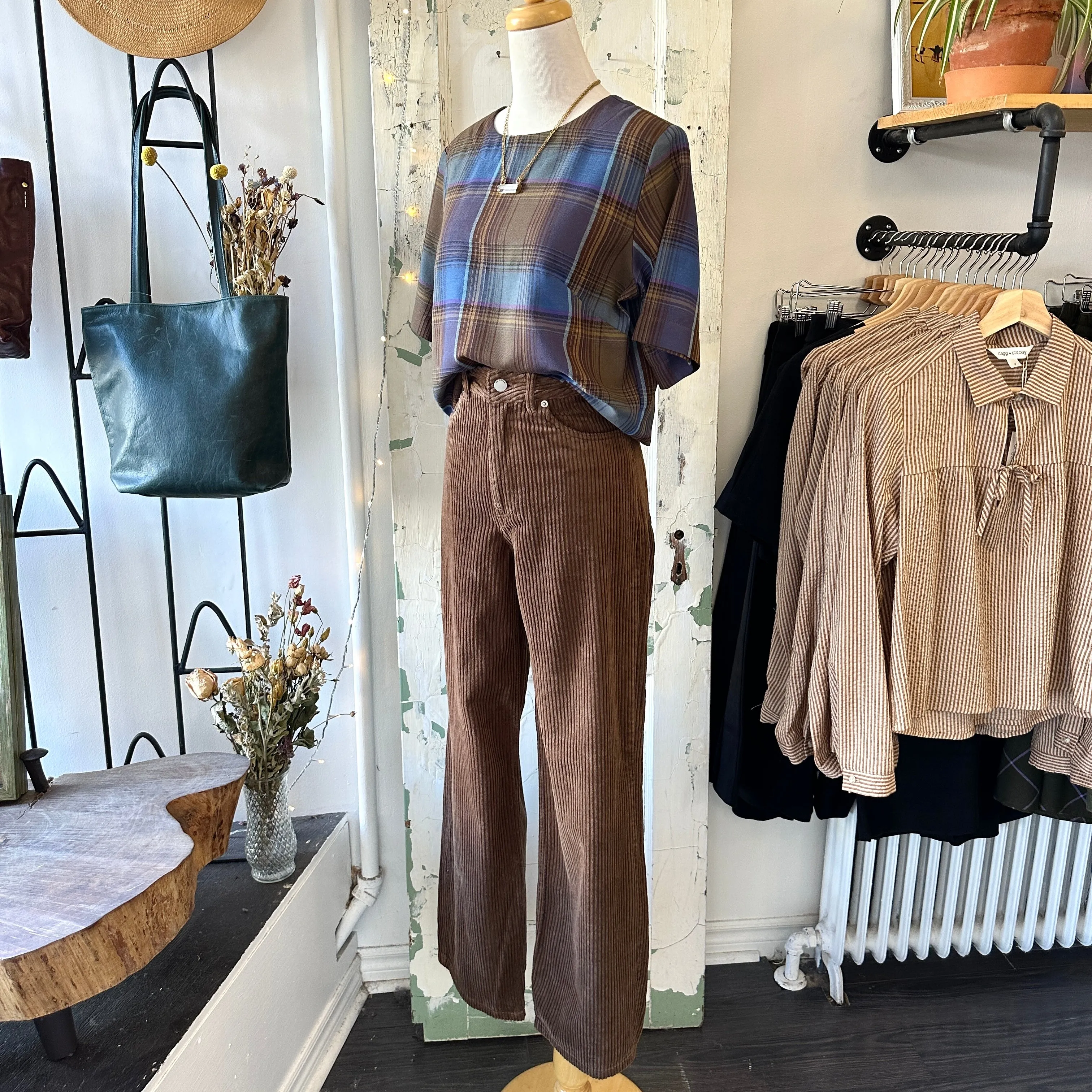 Dr. Denim // Donna Cords Brown