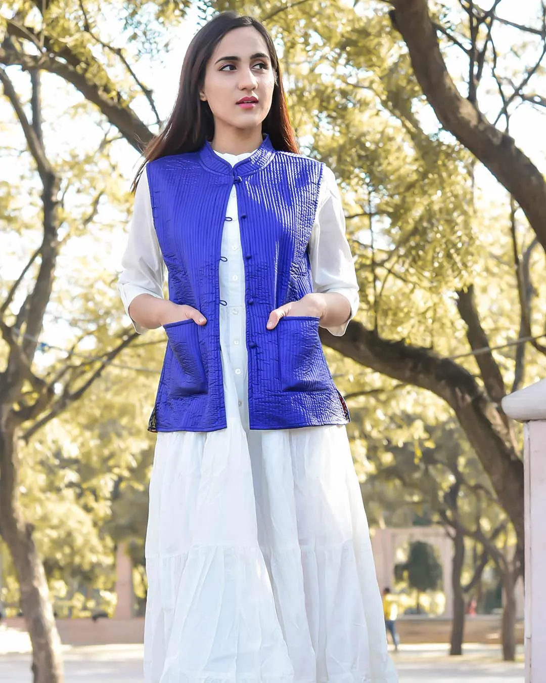 FLORAL BLUE SILK & COTTON QUILTED JACKET