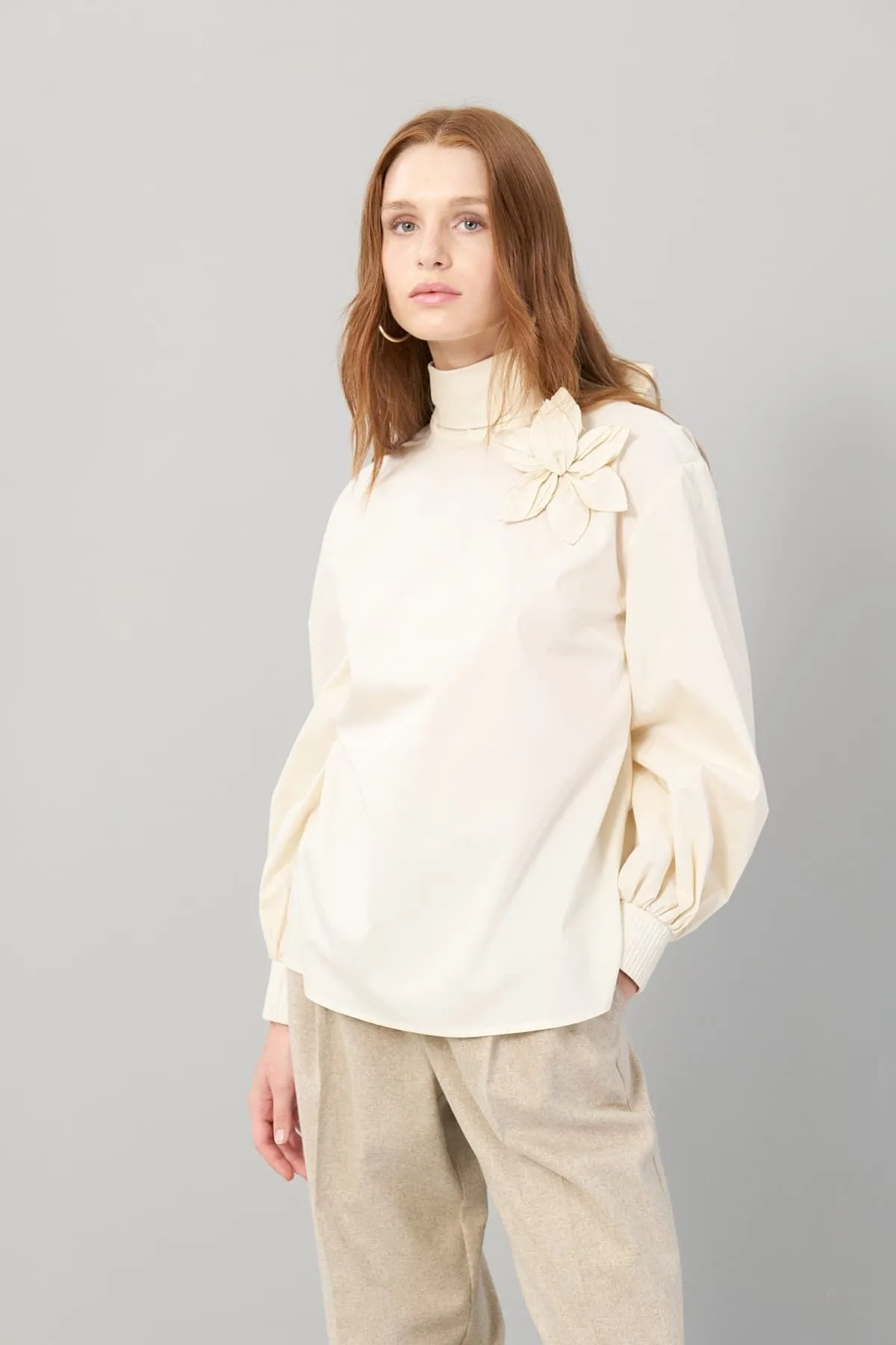 Flower Figured Poplin Blouse Beige