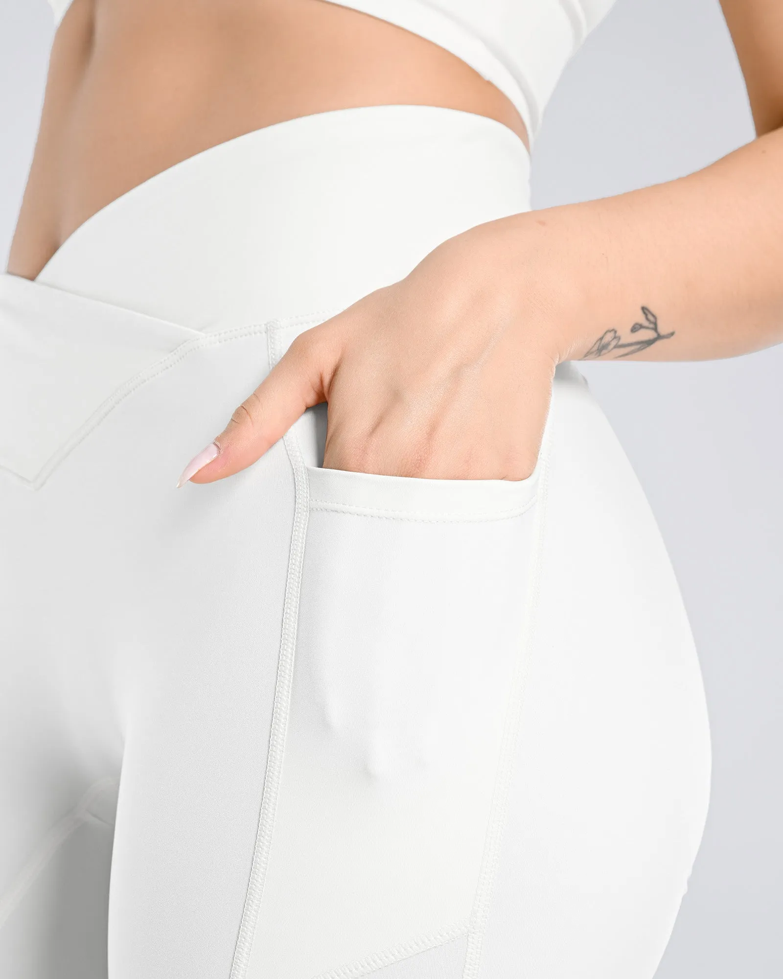 Move Free Bra and 7/8 Length Leggings Set