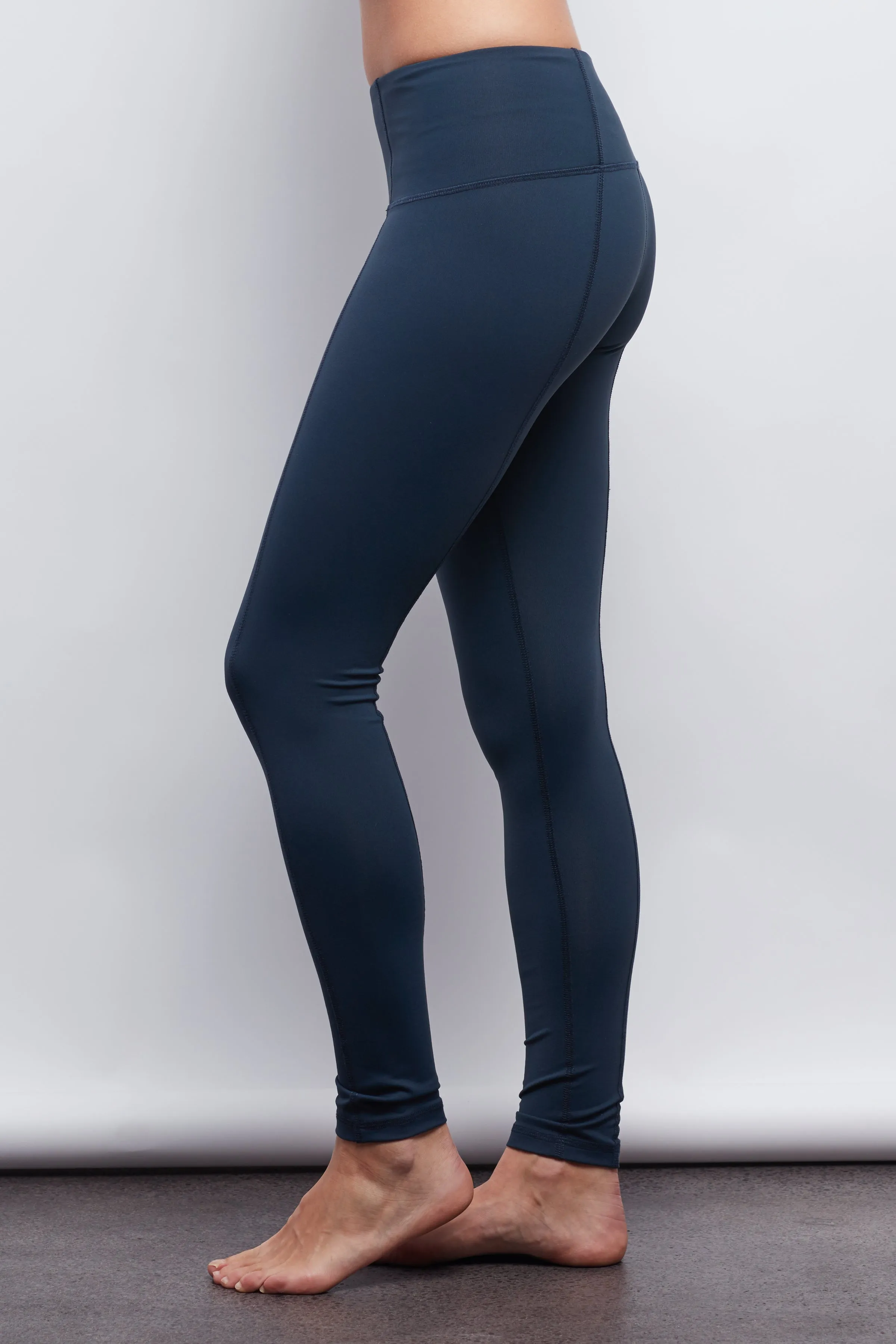 Navy Contour Legging