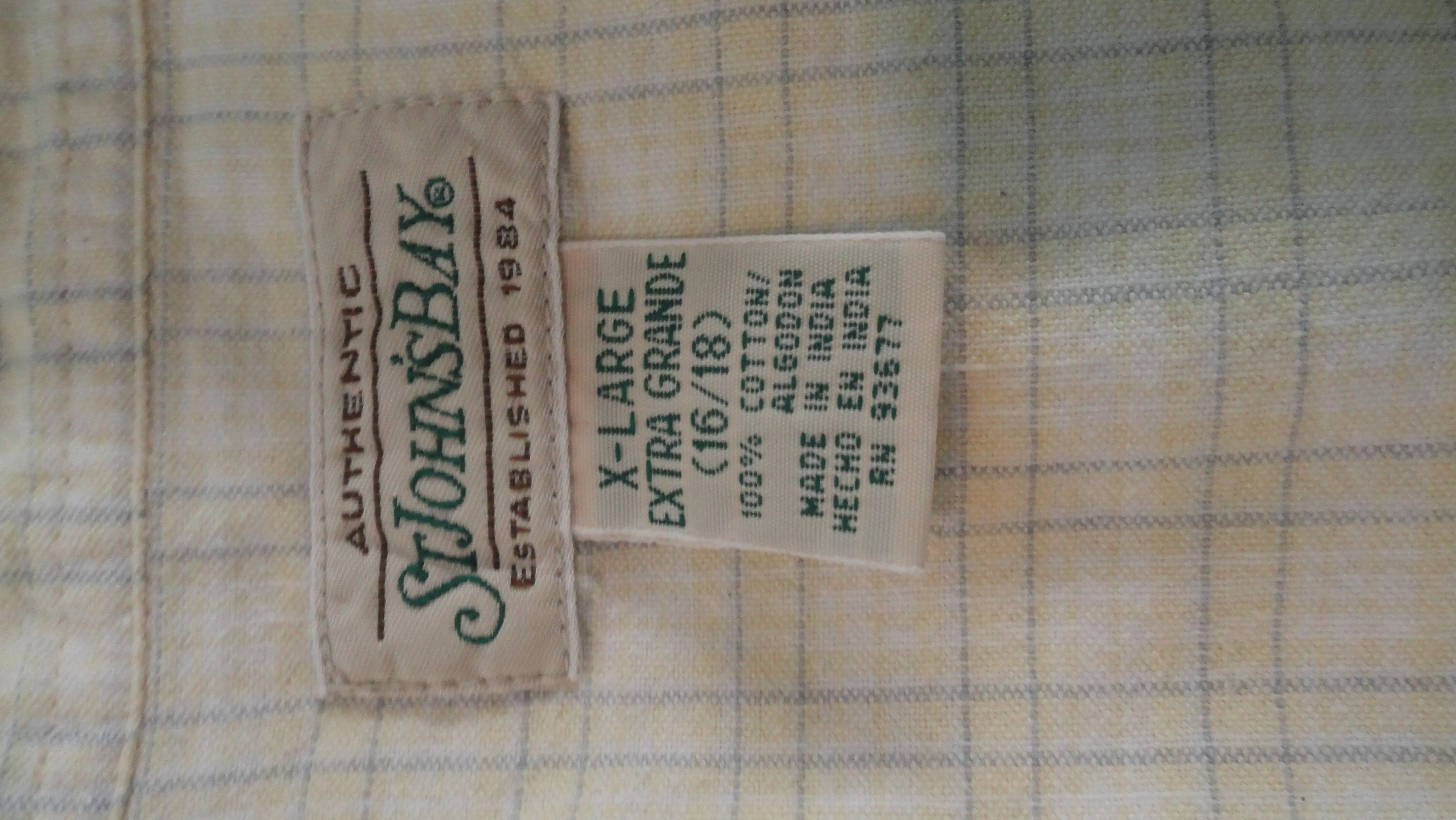 St John's Bay 80's Shirt Size XL SKU 000067