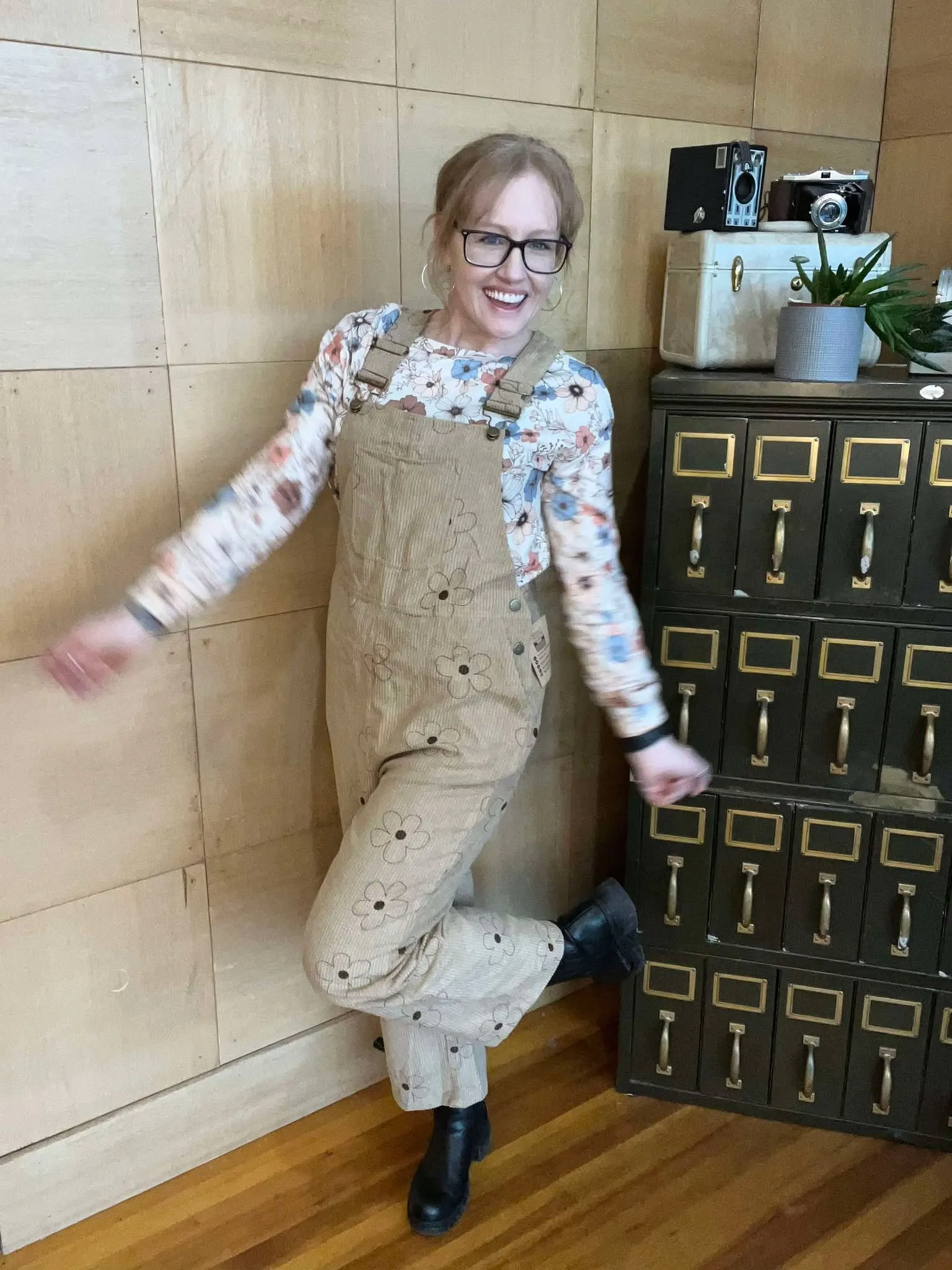 TAN FLOWER PRINT CORDUROY BIB OVERALLS