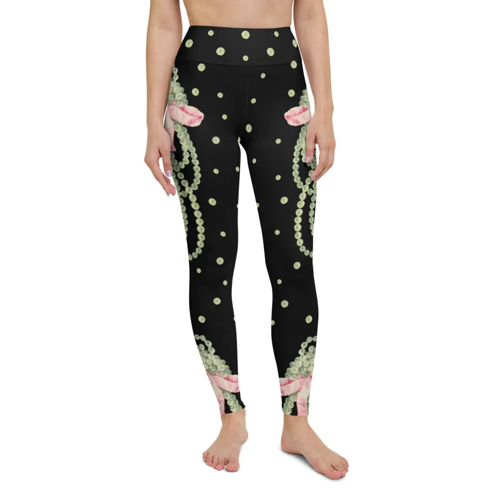Vintage Pearl Statement Black High Waisted Yoga Leggings