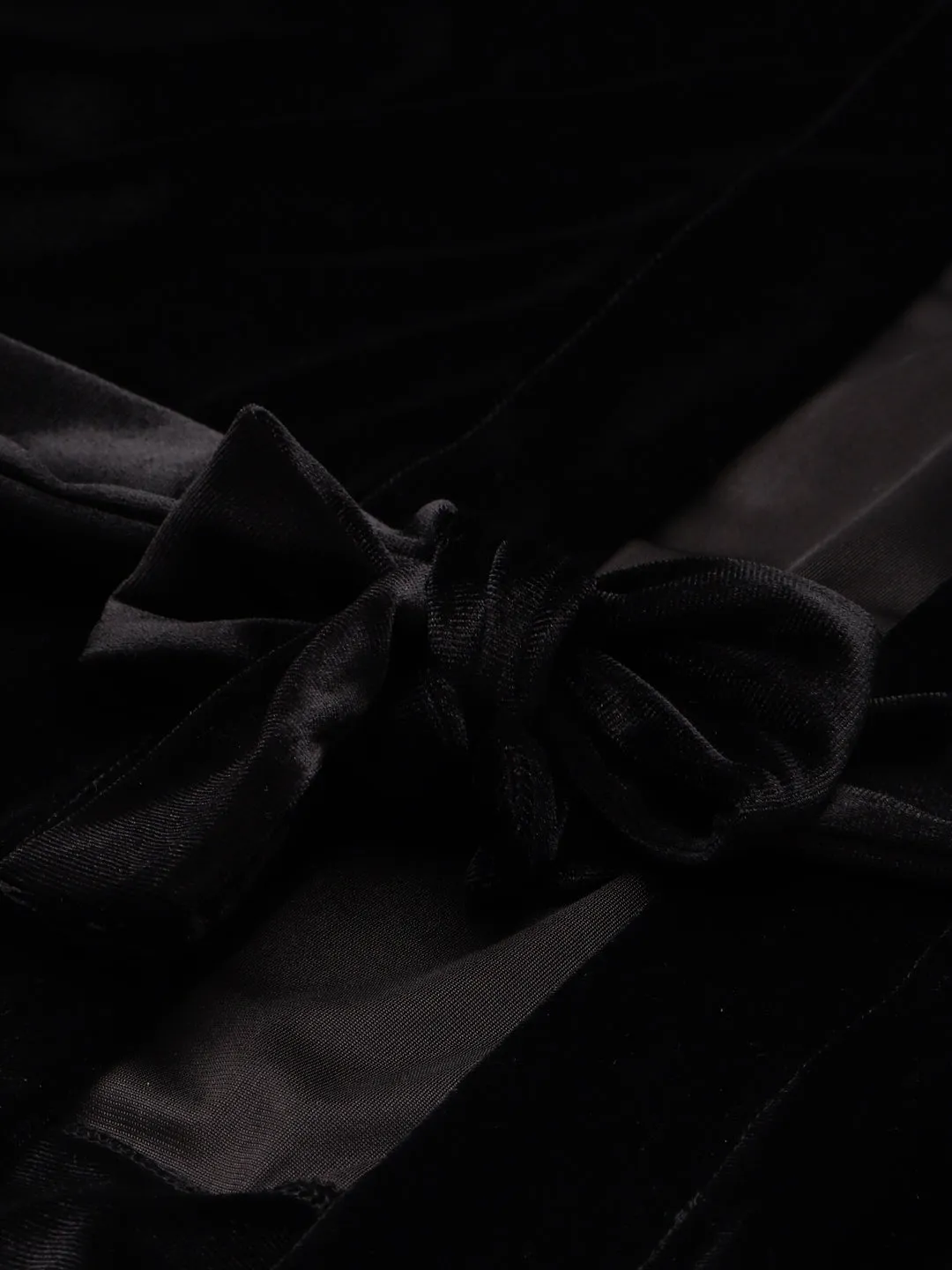 Women Black Velvet Open Belted Kimono