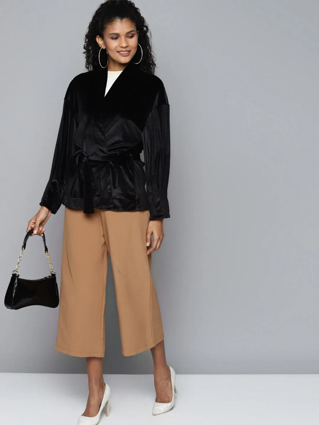 Women Black Velvet Open Belted Kimono