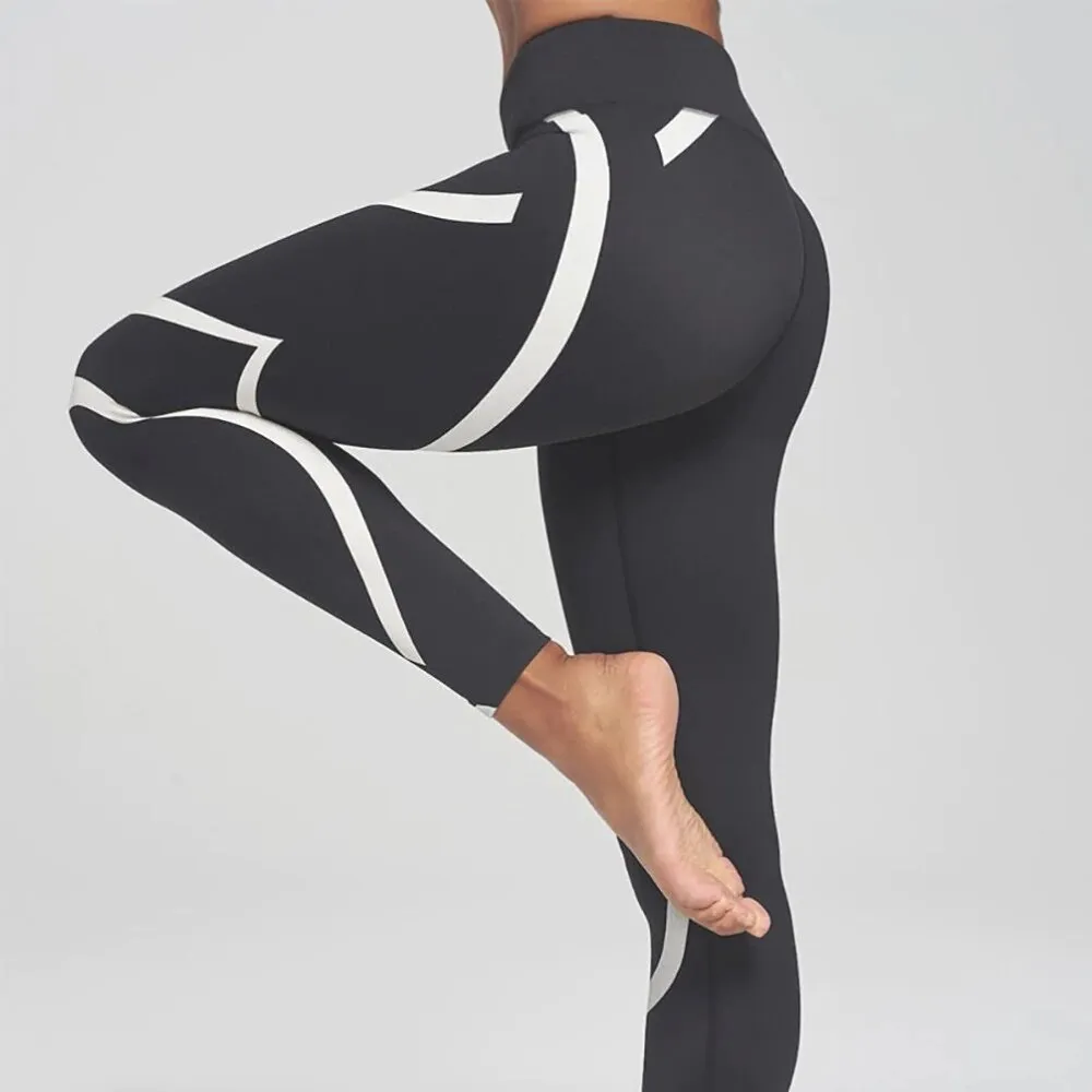 Women's Summer Stretchy Mid-Waist Leggings With Digital Prints